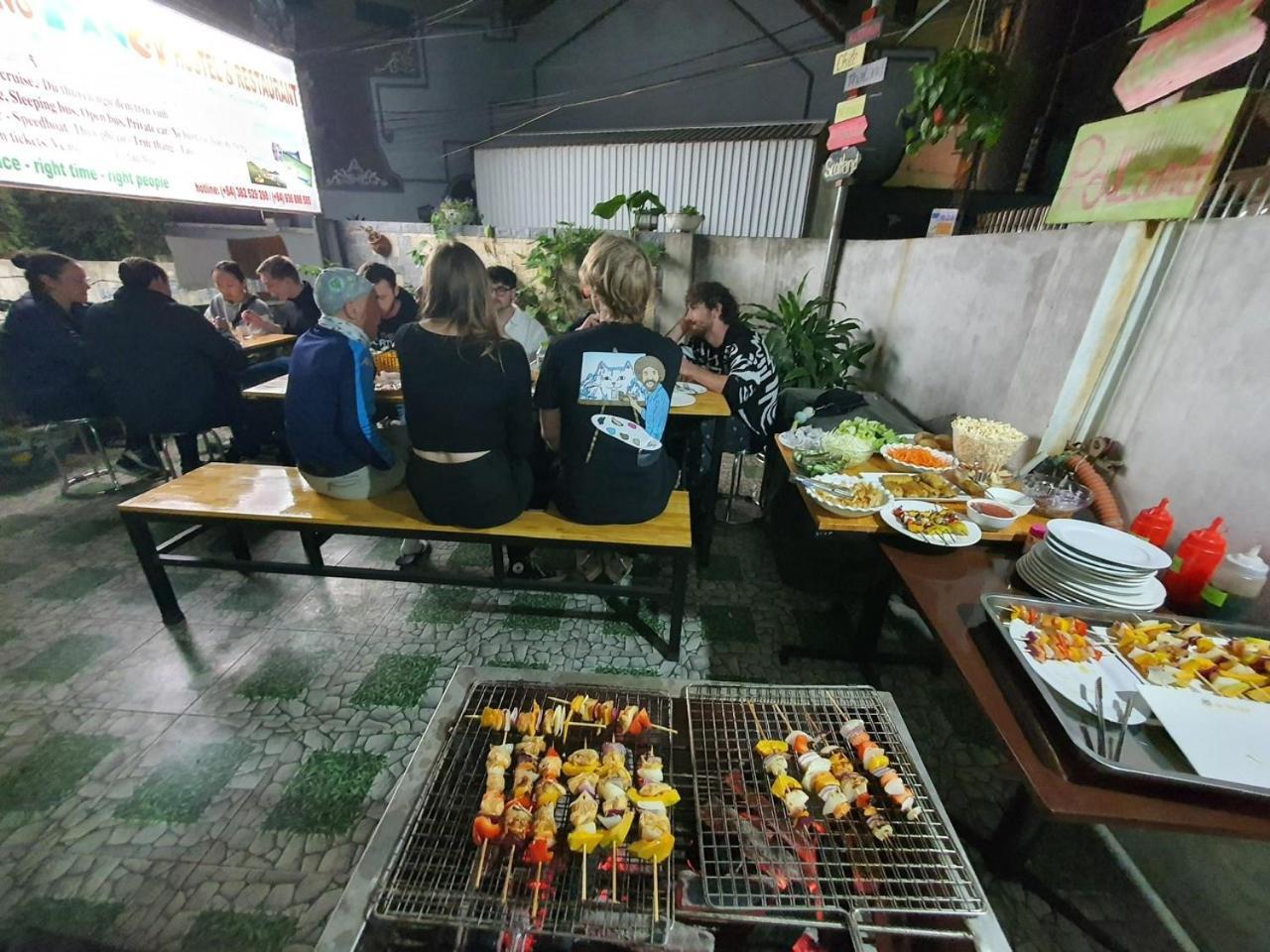 Ha Long Fancy Hostel With Vegetarian And Vegan Restaurant Exterior foto