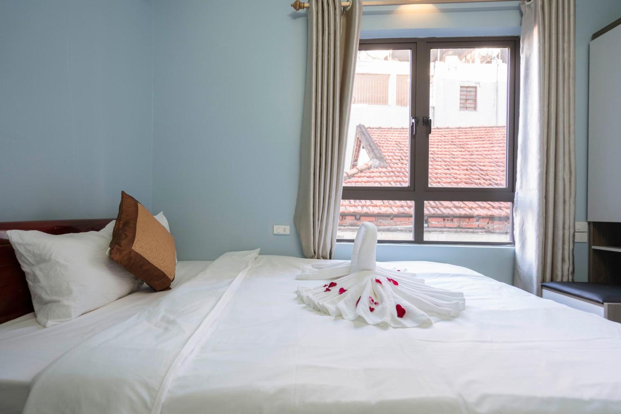 Ha Long Fancy Hostel With Vegetarian And Vegan Restaurant Exterior foto