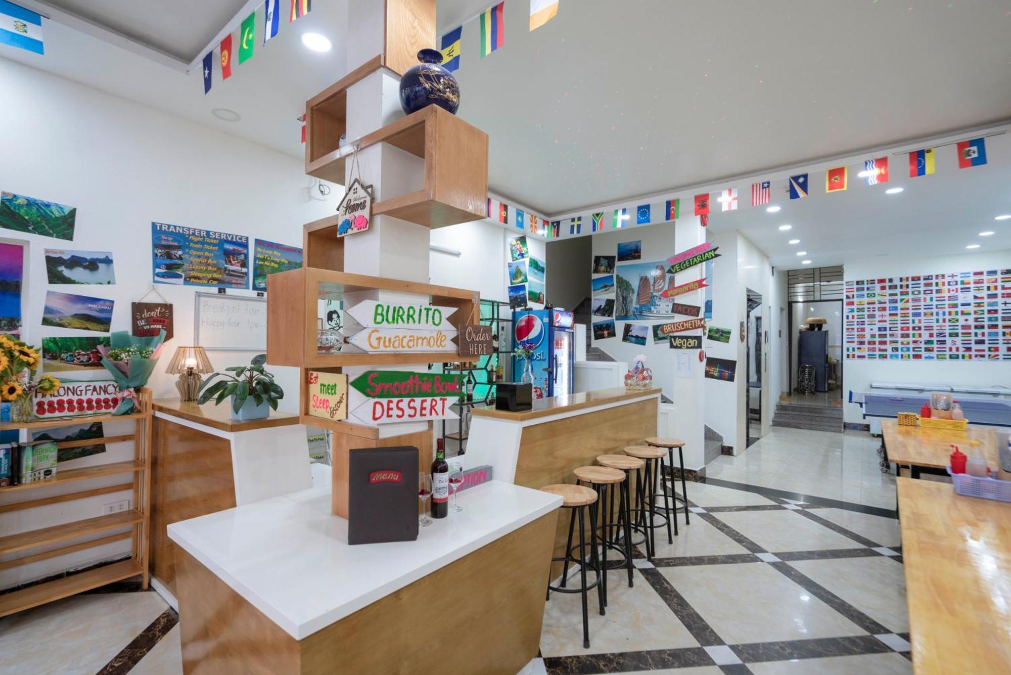 Ha Long Fancy Hostel With Vegetarian And Vegan Restaurant Exterior foto